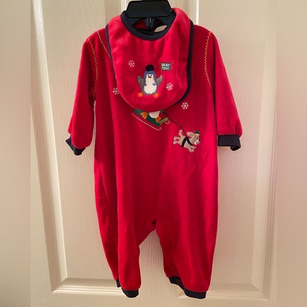 Baby Okie Dokie Red Velour Romper One Piece Bib Set Penguins Size 6-9 Months
